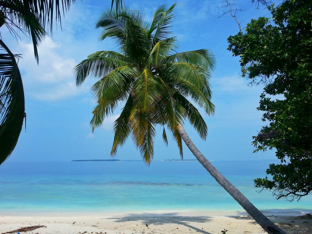 Lvis Blancura Hotel Dharavandhoo Exterior photo