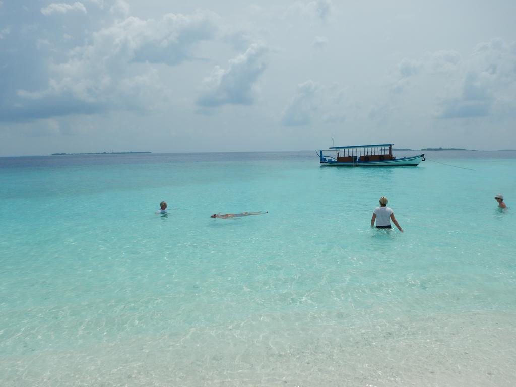 Lvis Blancura Hotel Dharavandhoo Exterior photo