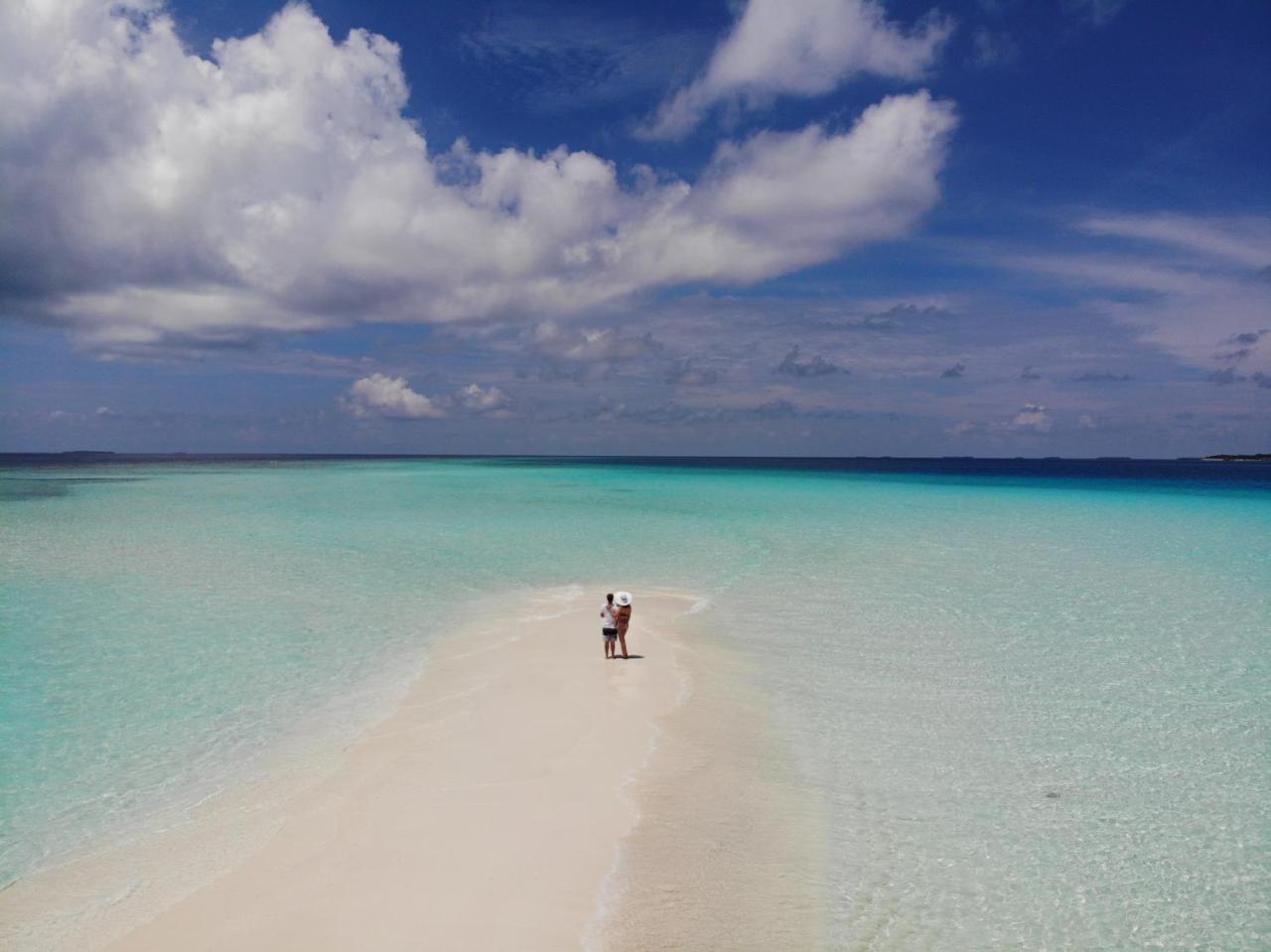 Lvis Blancura Hotel Dharavandhoo Exterior photo